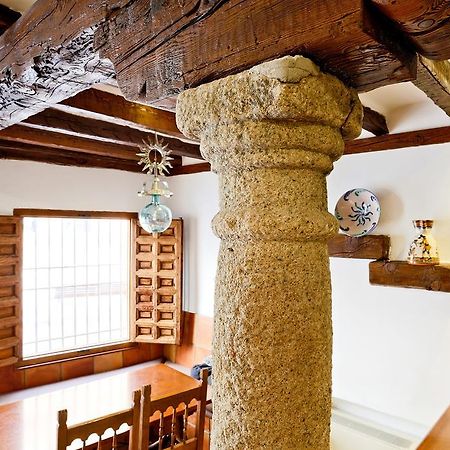 Posada Del Tio Juanon นาวาลการ์เนโณ ภายนอก รูปภาพ