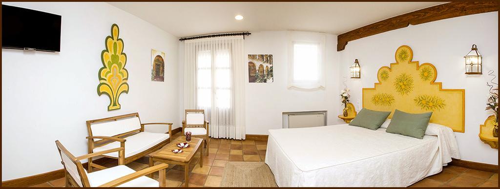 Posada Del Tio Juanon นาวาลการ์เนโณ ห้อง รูปภาพ