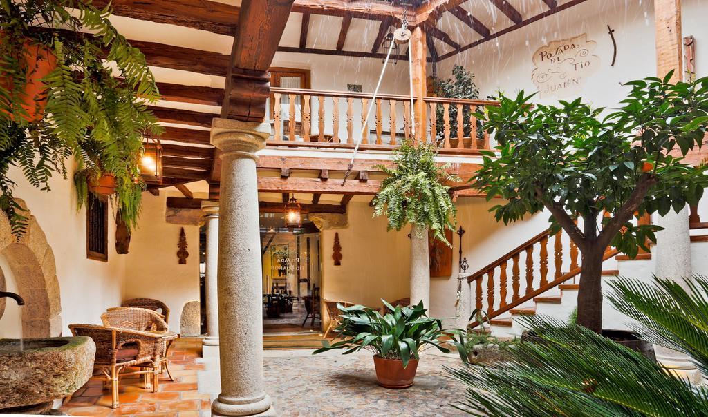 Posada Del Tio Juanon นาวาลการ์เนโณ ภายนอก รูปภาพ