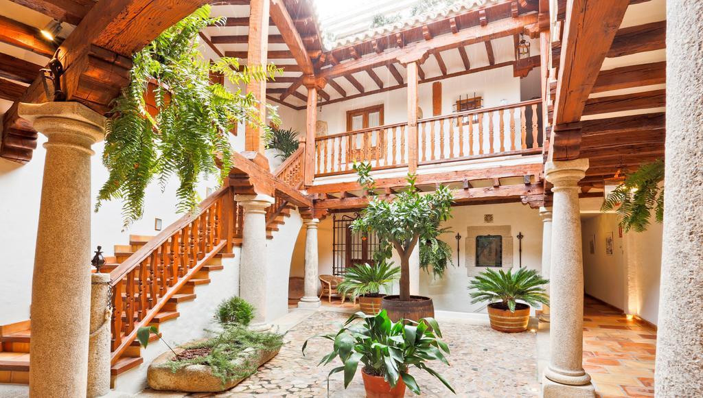 Posada Del Tio Juanon นาวาลการ์เนโณ ภายนอก รูปภาพ